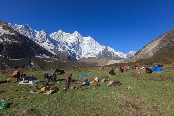 Tibet tour by Explore Tibet