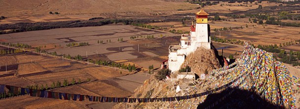 Yumbu Lhakang, Tsetang