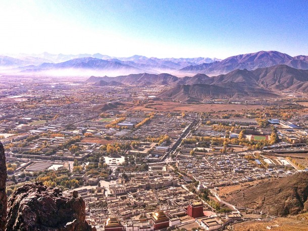 Shigatse - A panorama from Dolma Ri