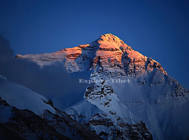 Mt Everest peak