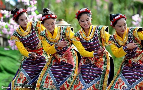 Local Folk Performance during the opening ceremony of the Peach Blossom Festival