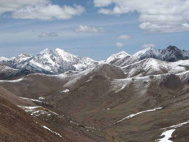 High Altitude trekking in Tibet