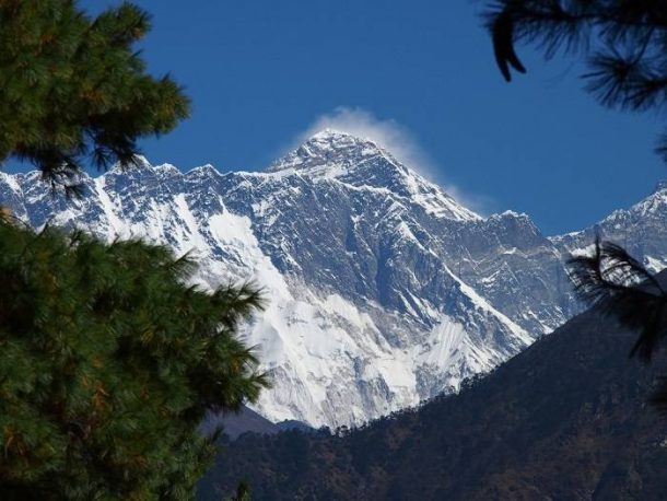 Everest viewed from path to Namche Bazaar