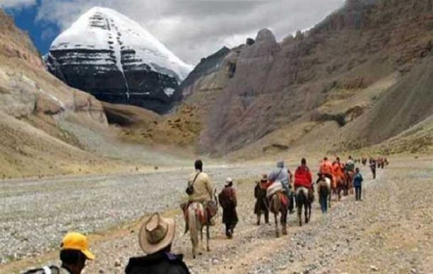 On the pilgrim's kora trail around Mount Kailash