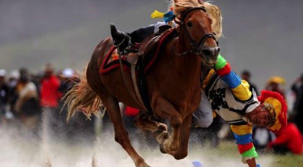 Gyantse Horse Racing Festival