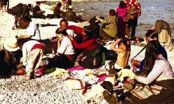 Karma Dunba - The Tibetan Bathing Festival