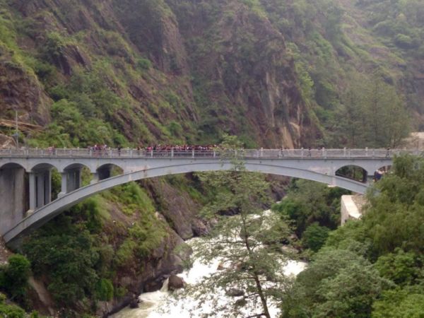 The border between China and Nepal- Zhum Bridge entrance for Tibet -Explore Tibet