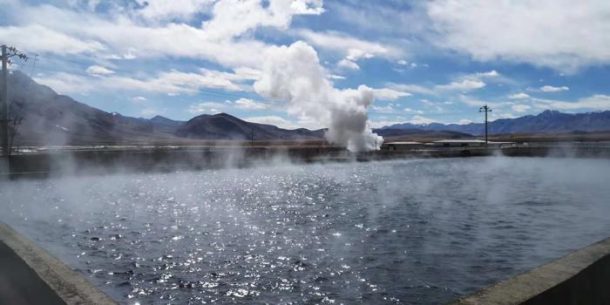 Terdrom Hot Spring in Tibet-Explore Tibet