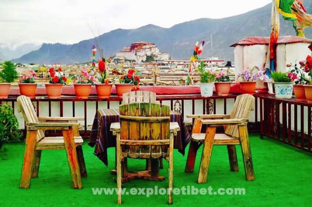 Tibetan hotel in Lhasa