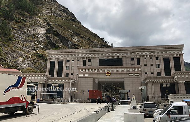 Tibet Gyirong Border
