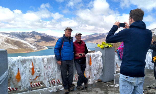 Yamdrok Lake