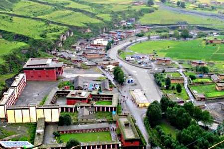 Tibet Dzongsar Tour by Explore Tibet