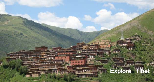 Dzongsar monastery -Explore Tibet