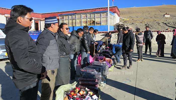 Explore Tibet provide winter clothes to villages in Tibet