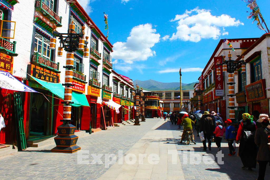 Barkhor Street -Explore Tibet