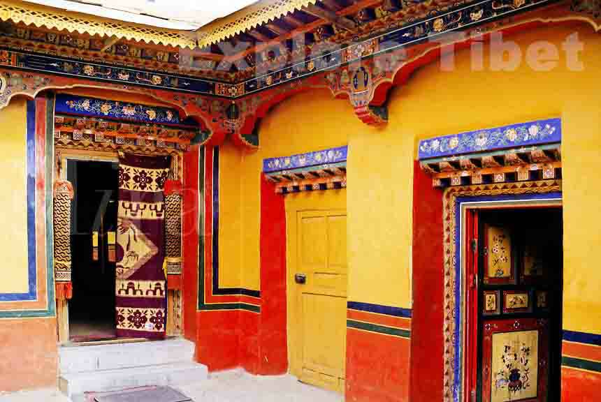 Dalai Lama's quarter at Norbulingka Palace -Explore Tibet