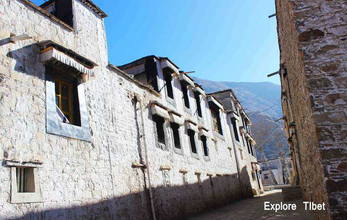 Sera Monastery -Explore Tibet