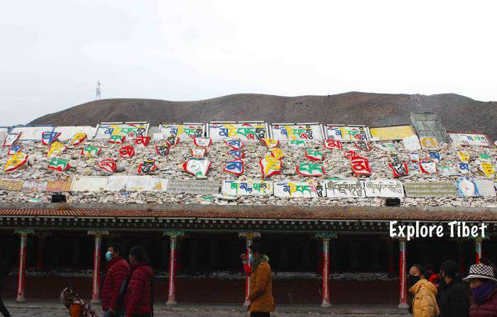 Yushu Gyanak Mani Temple -Explore Tibet