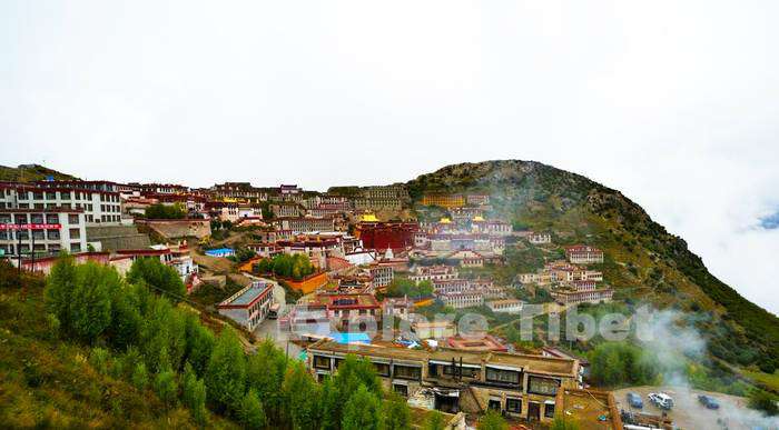 Ganden Monastery -Explore Tibet 