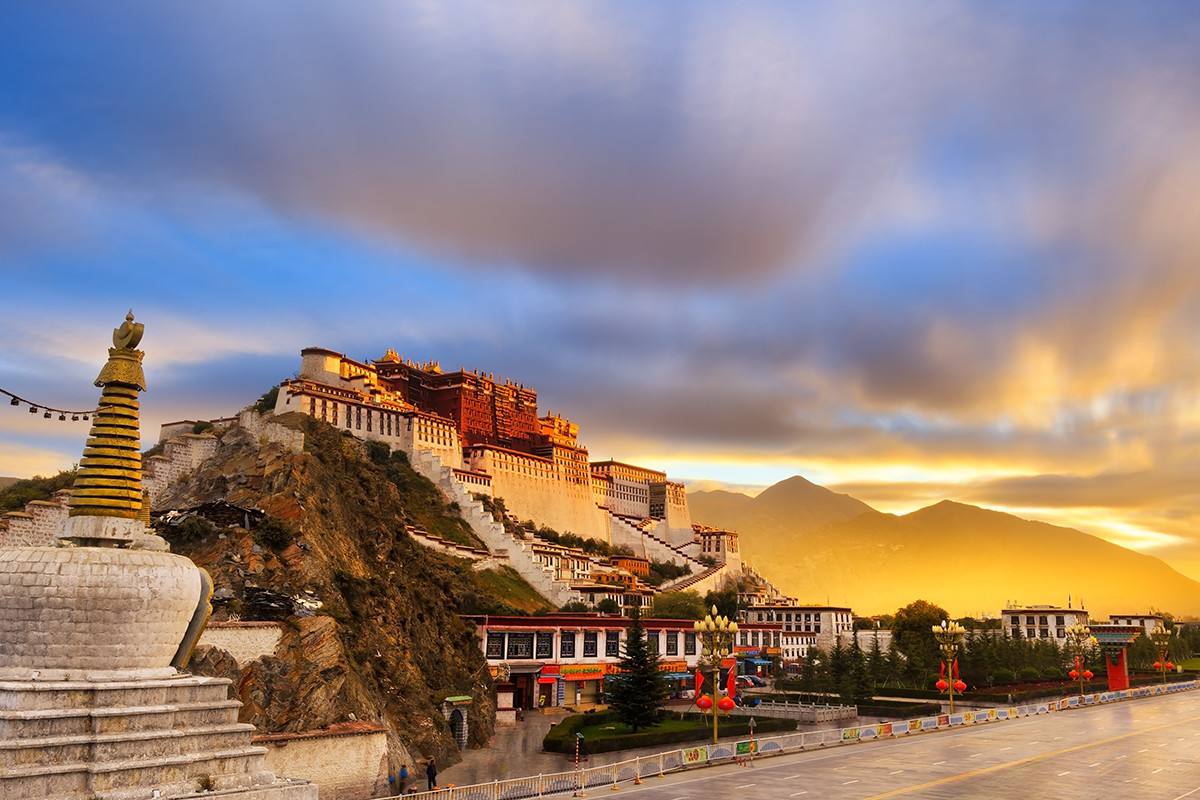 Potala Palace-Tibet-Explore Tibet