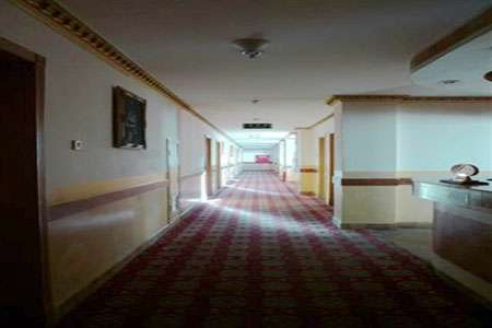 Hotel-Corridor