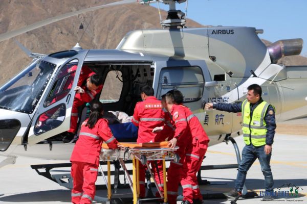 Emergency Medical crews load the helicopters for use in Tibetan rescues.