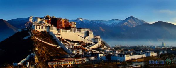 Lhasa, with its iconic Potala Palace landmark, is the best place to see the Shoton Festival.