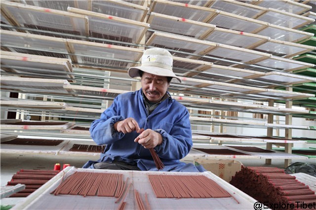 Tourism and regional and national sales have helped to increase the production of Tibetan incense in Thonba Village to meet demand.