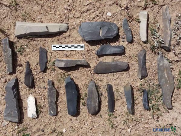 Artifacts from the original Paleolithic inhabitants of the Tibetan plateau